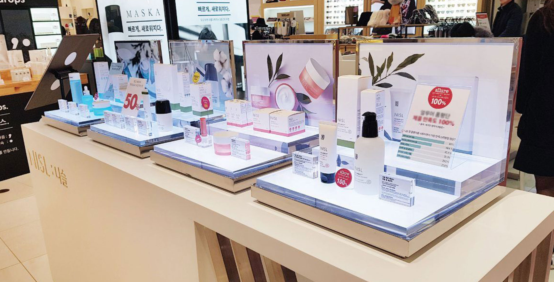 Acrylic Cosmetic Display - mahjcustom.com