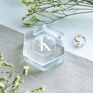 acrylic ring gift box